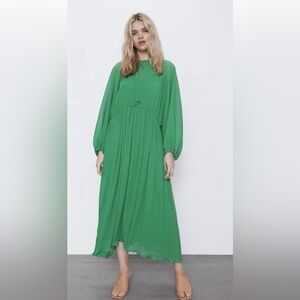 NWOT Zara | Vibrant Green Long Sleeve Dress